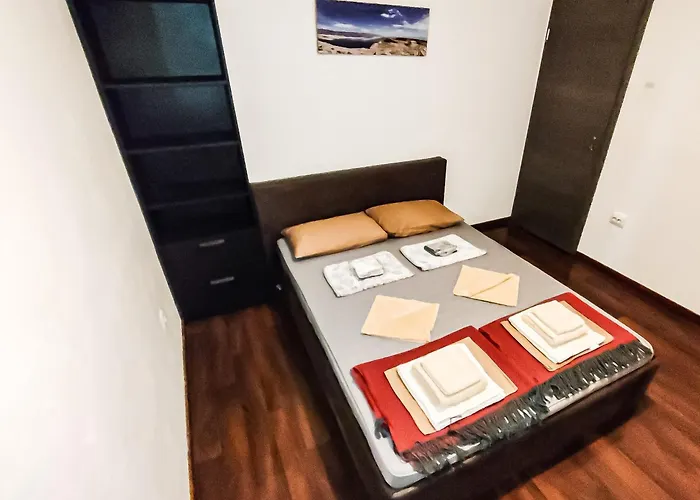 Mila Pet Friendly Holiday House With Private Place On The Beach