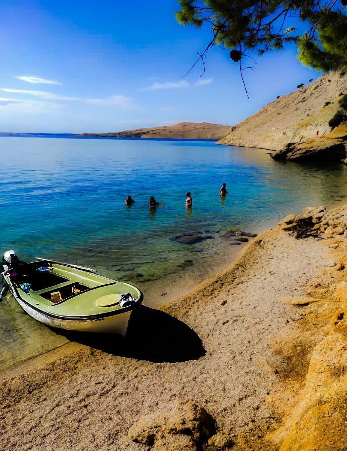 Apartment Mila Pet Friendly House With Private Place On The Pag Town