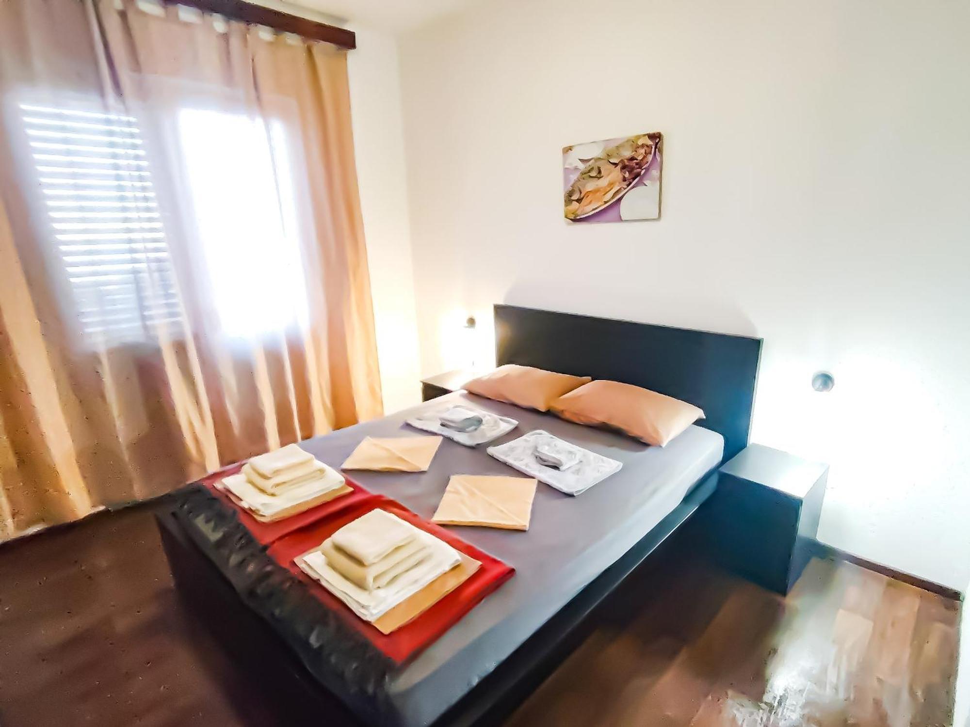 Mila Pet Friendly House With Private Place On The * Pag Town