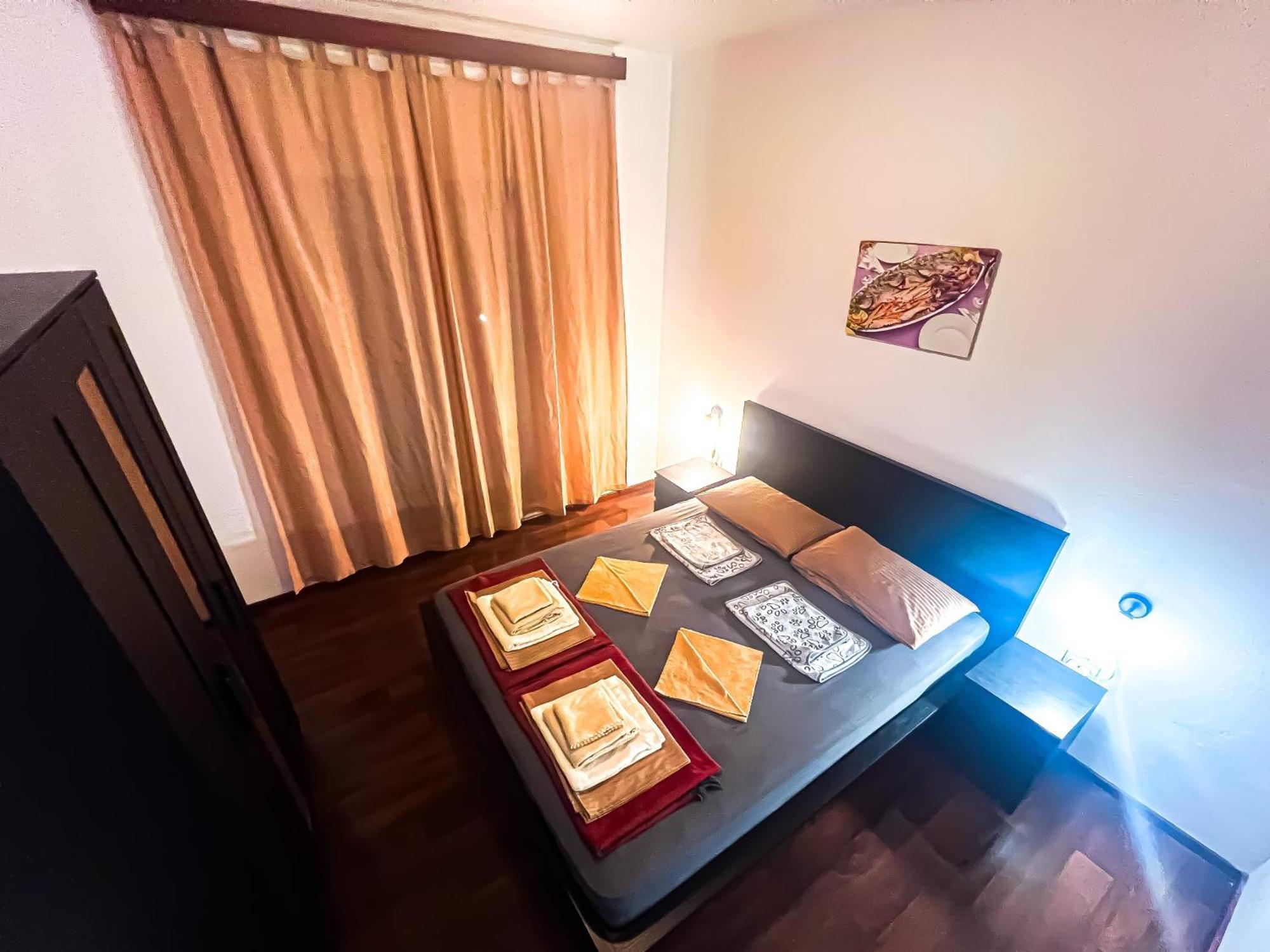 Apartment Mila Pet Friendly House With Private Place On The Pag Town