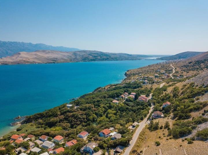 Mila Pet Friendly House With Private Place On The Apartmán